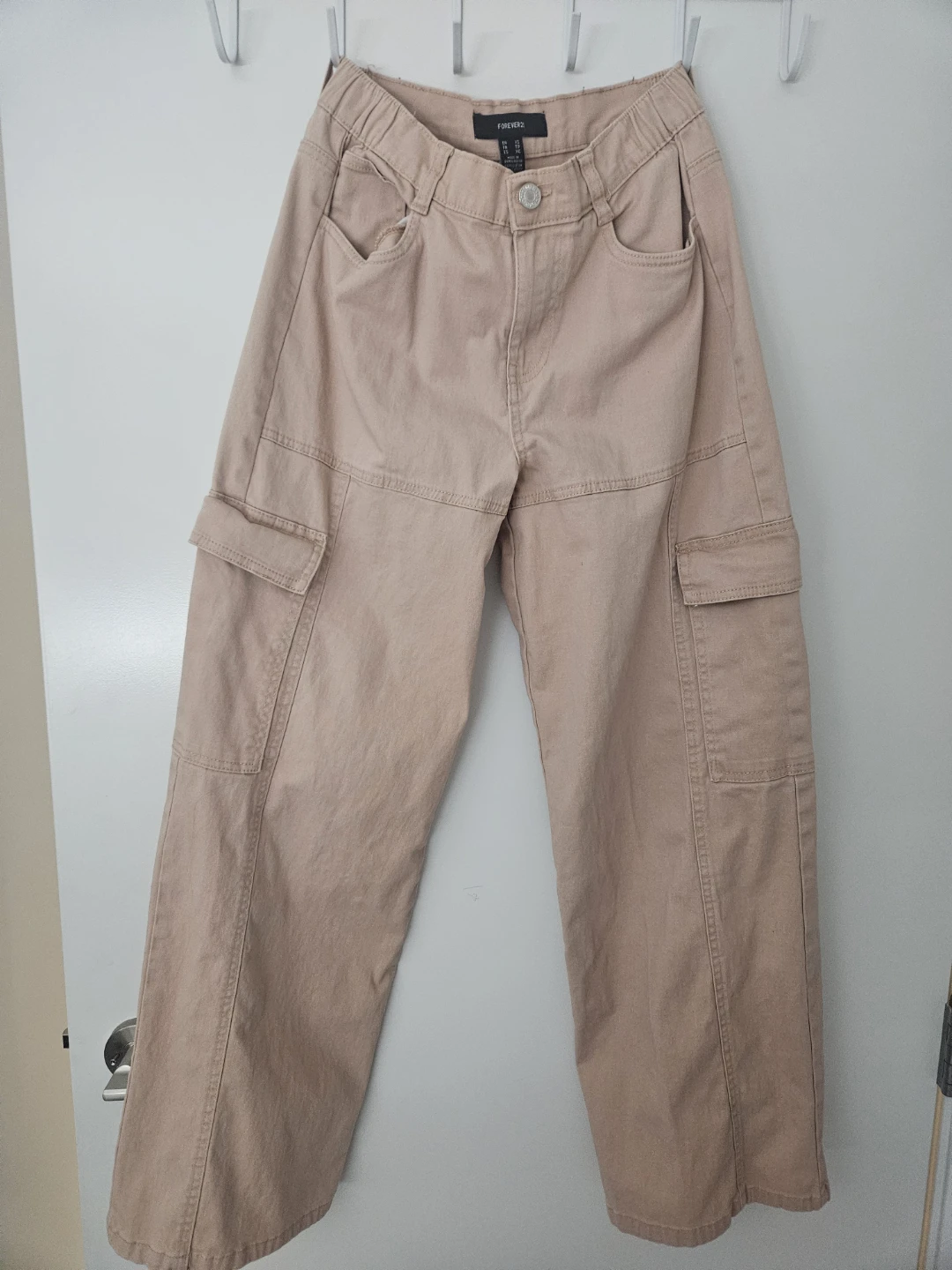 Forever 21 Beige Cargo Pants