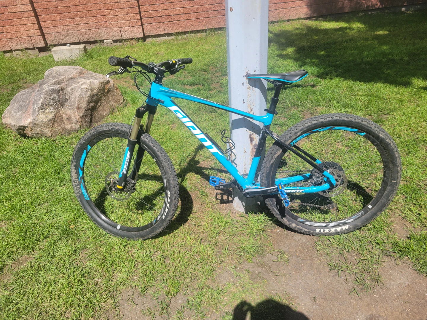 Giant Fathom Mountain Bike - Blue