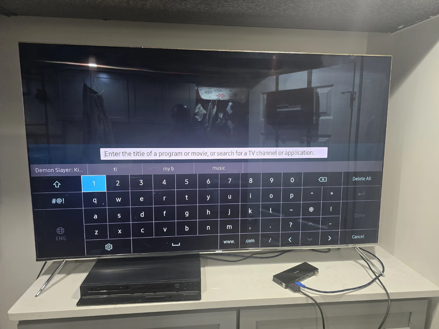 Samsung 65-inch Smart TV - photo 2