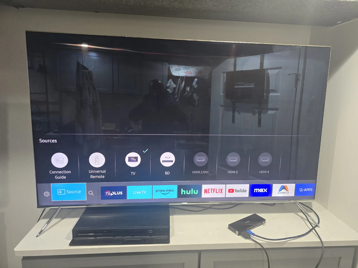 Samsung 65-inch Smart TV - photo 4