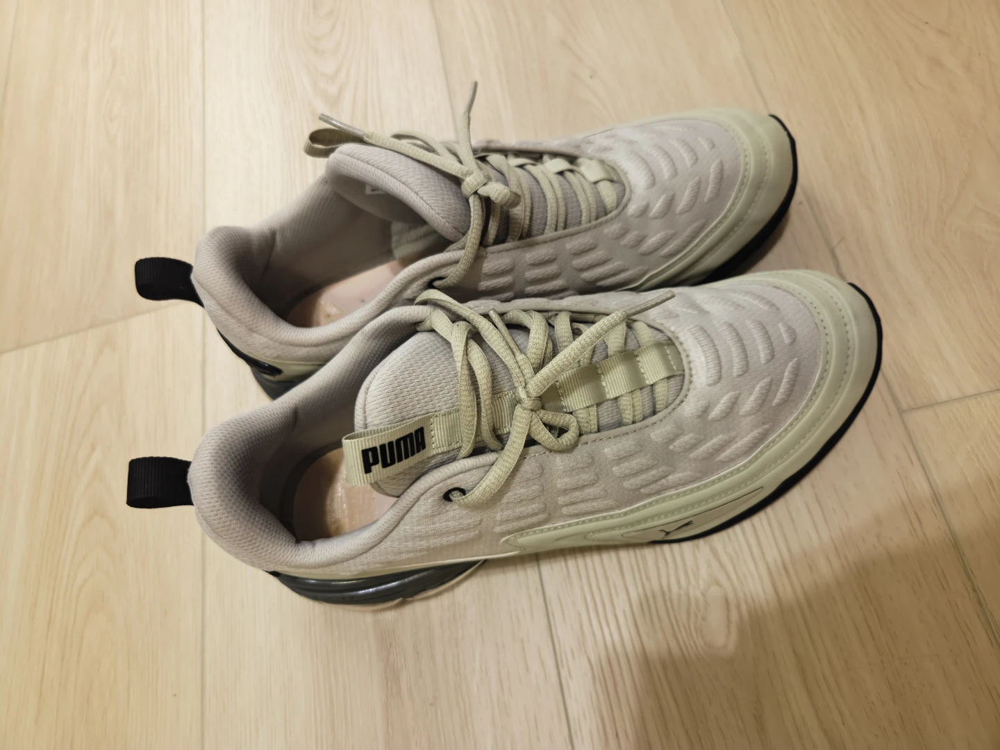 Puma Meza shoes - Brand New - Size 10 - without insole