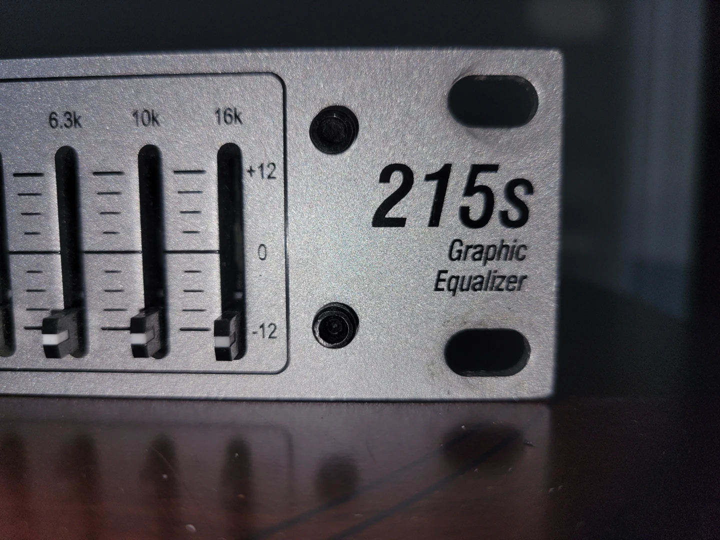 dbx 215s Stereo Graphic EQ / Equalizer - photo 2