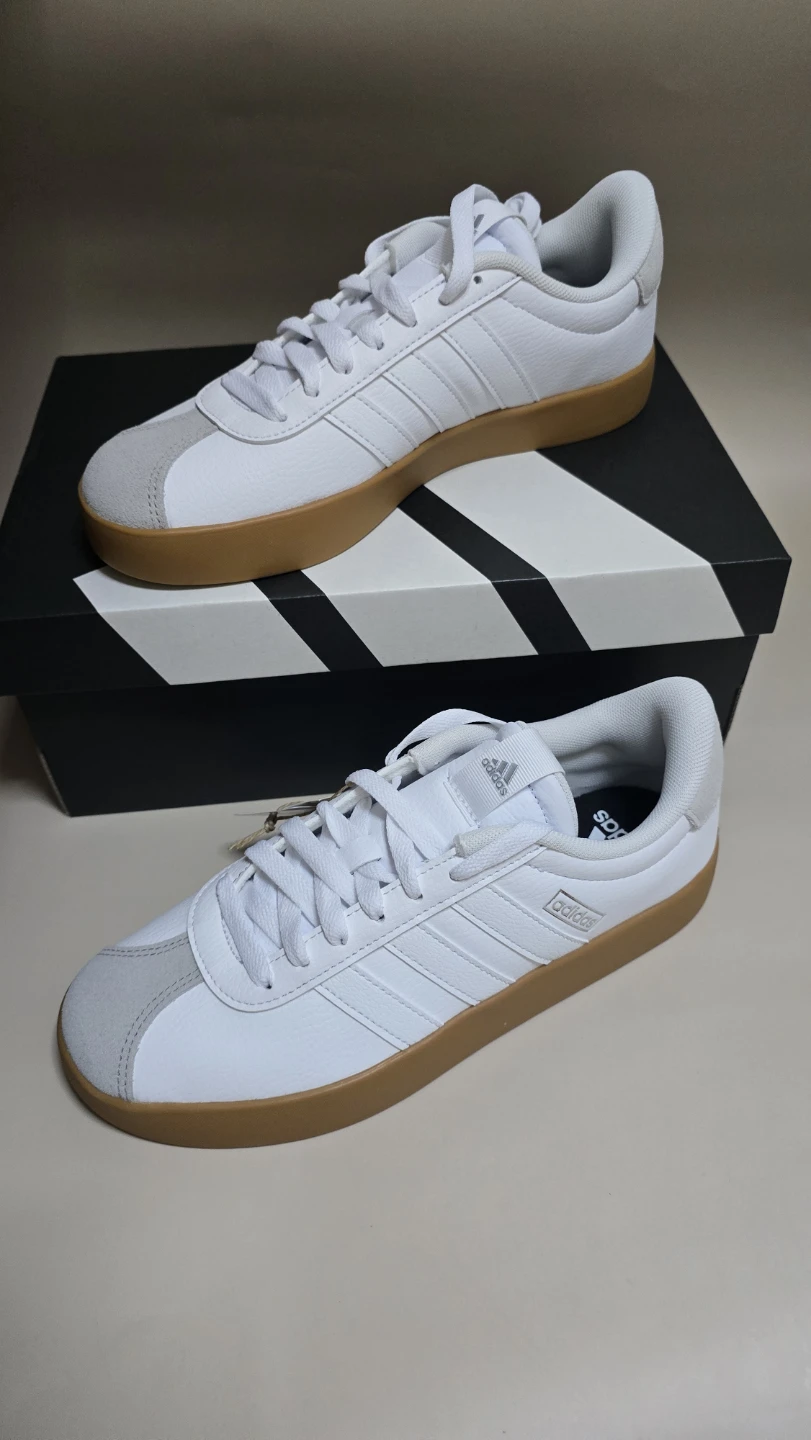 Adidas VL Court 3.0 Shoes  - Size 7.5