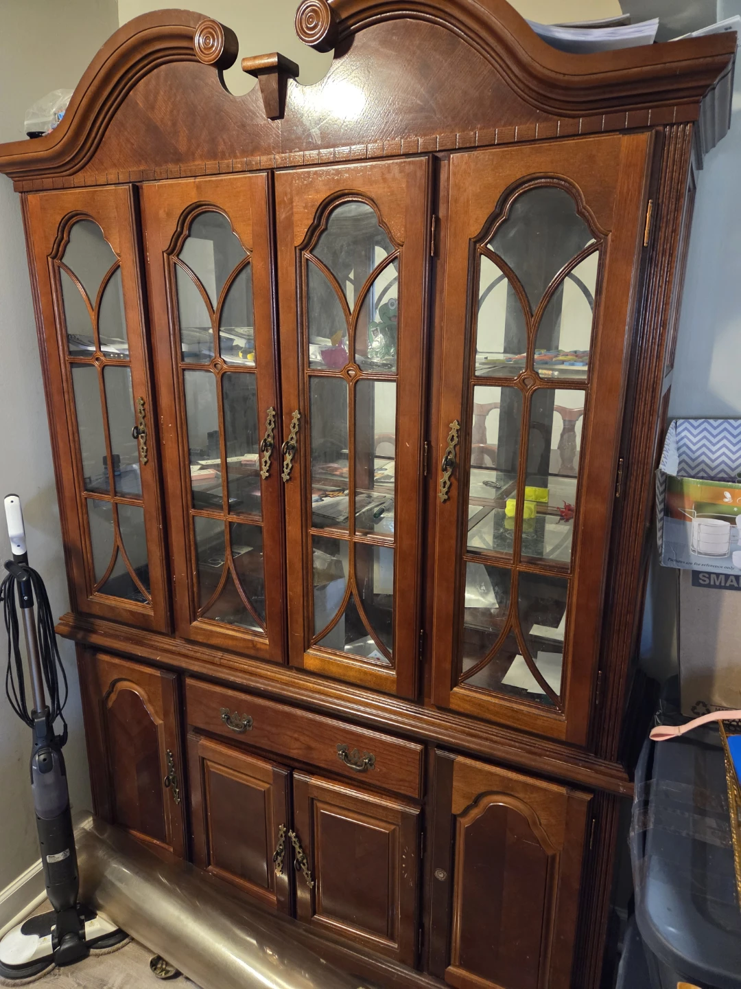 Dining table with china cabinets - photo 3