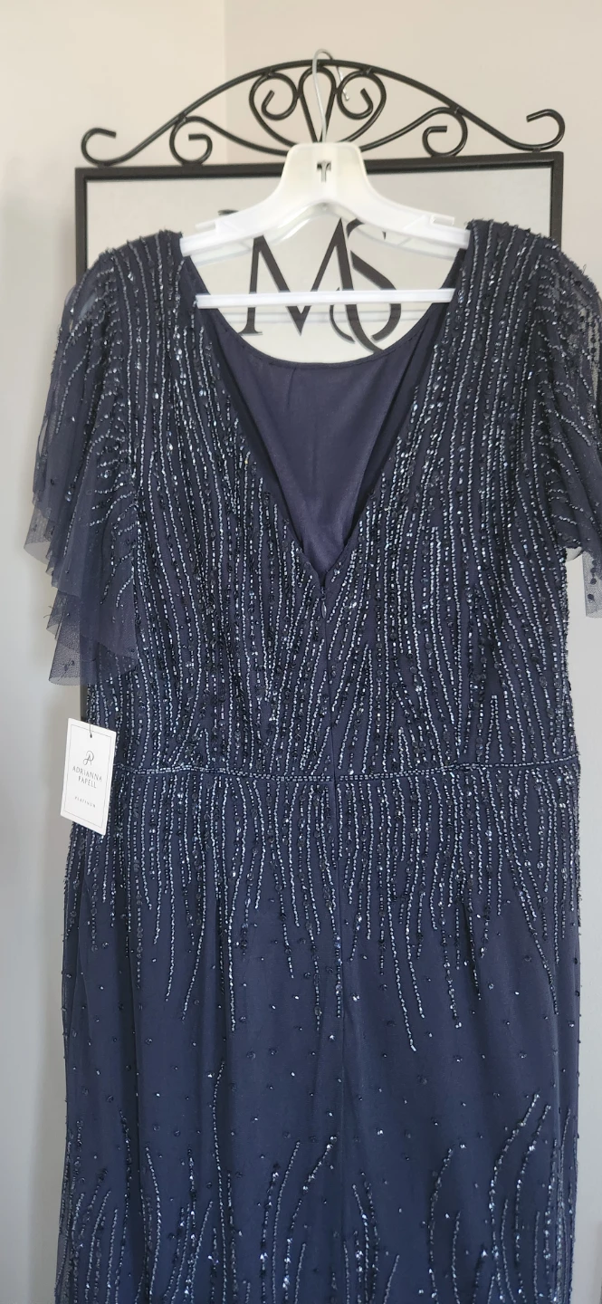 MOB or MOG beaded gown.  Never worn. - photo 5