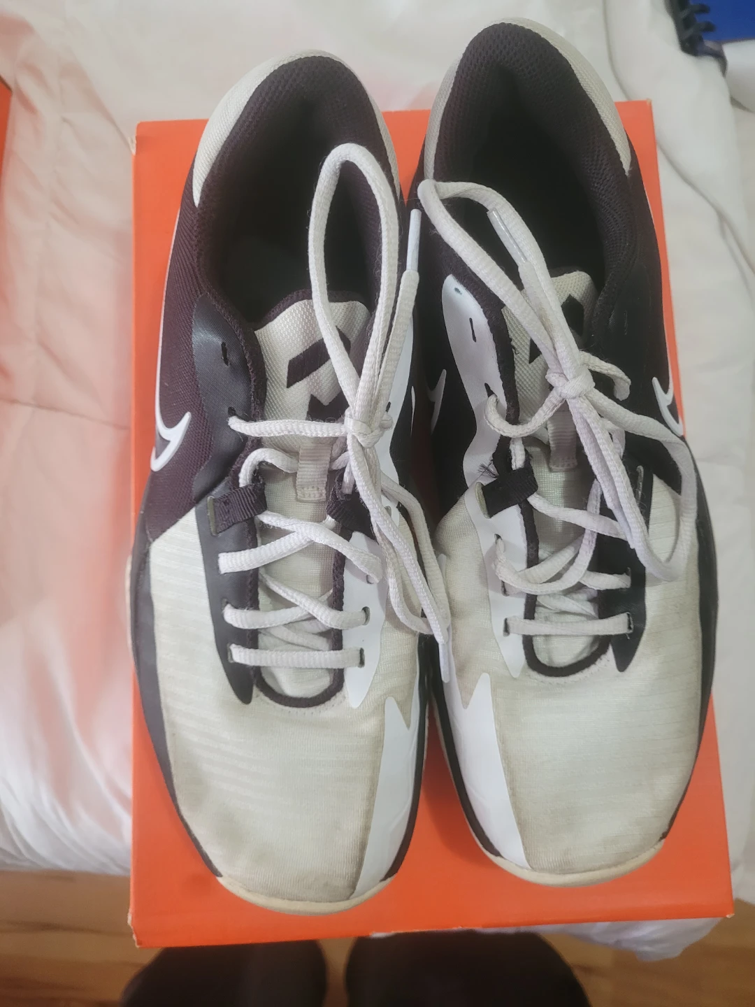 Nike Basketball Shoes - photo 2
