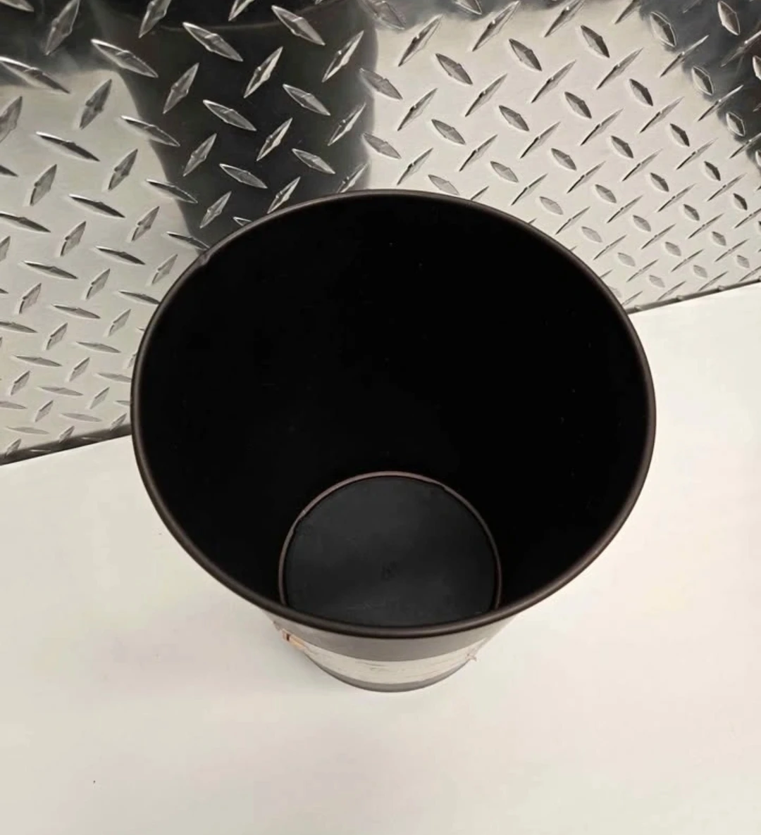 Bath Bliss Oil Rubbed Bronze Metal Trash Bin Can - 5 Liter - photo 3