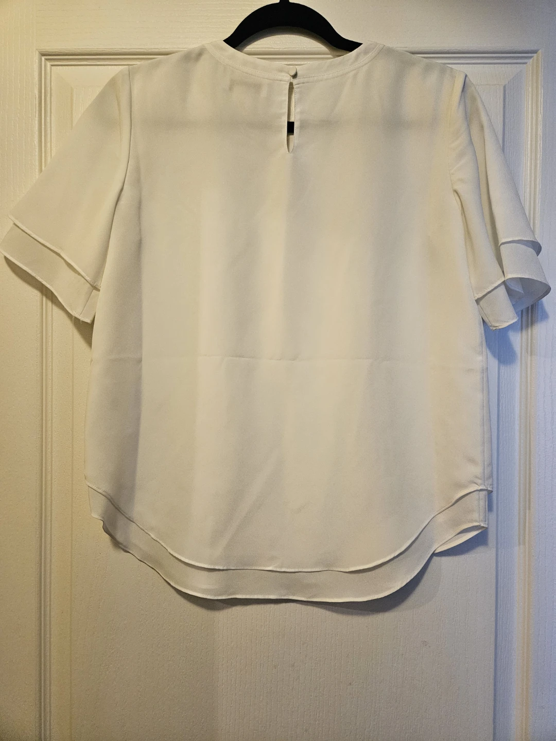 Club Monaco white short sleeve top (women's xs) - photo 4