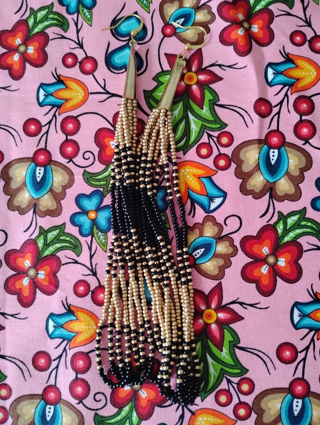Beaded Indigenous Earrings - photo 4