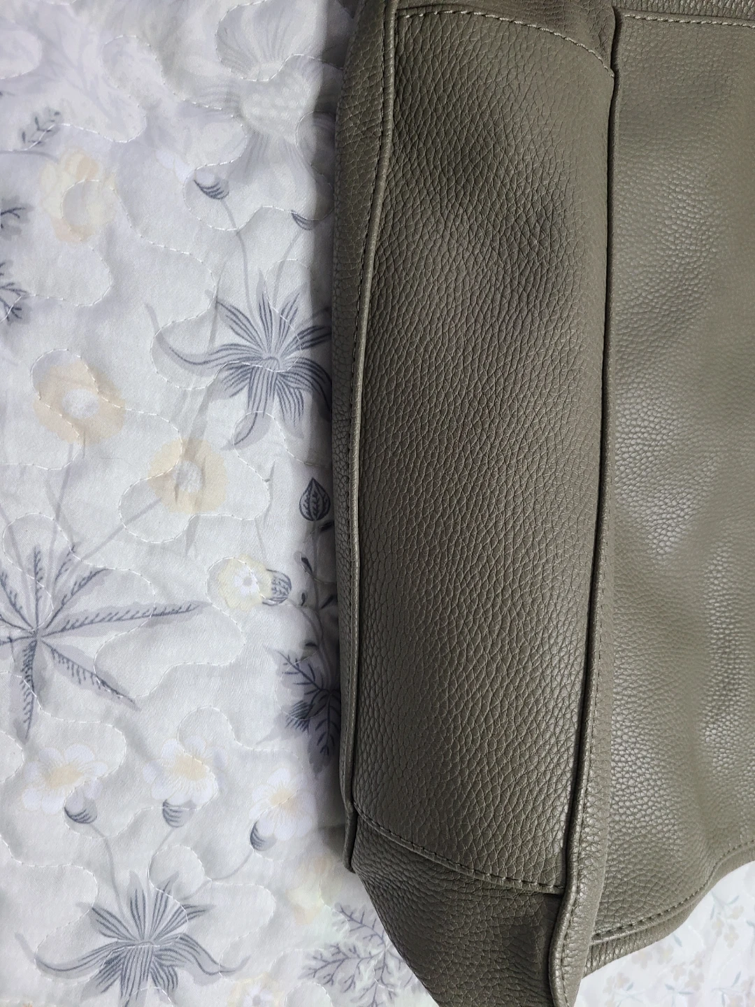 Lily & Ivy Grey Faux Leather Shoulder Bag - photo 5