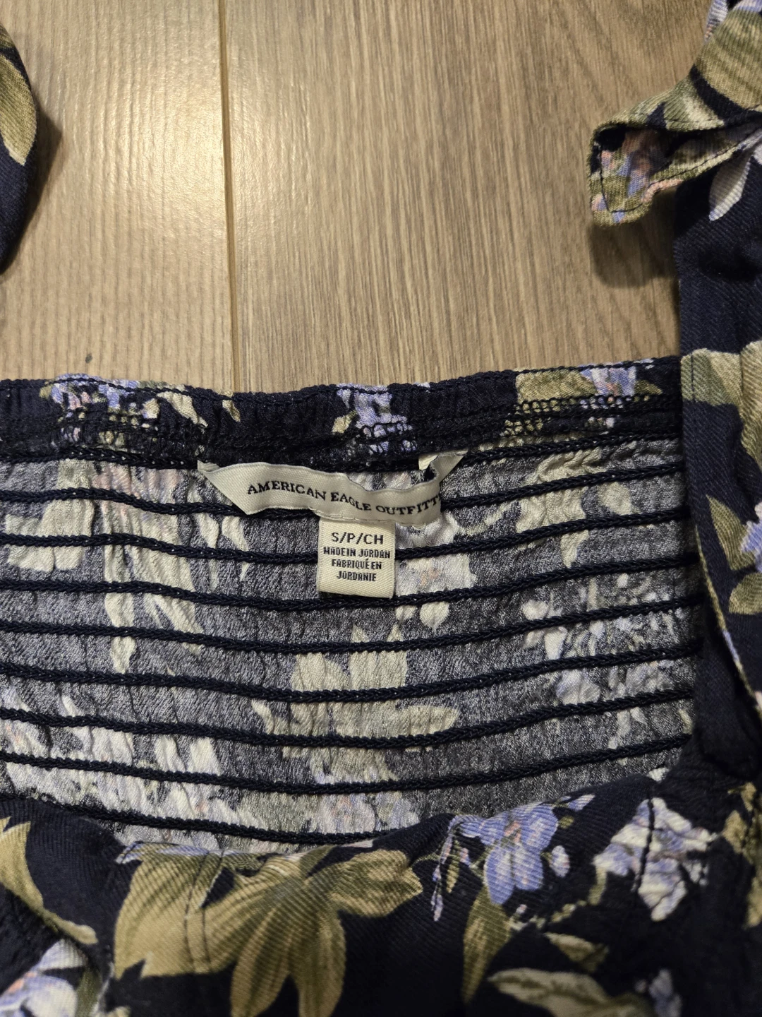 American Eagle Floral Smocked Bust Dress - photo 4