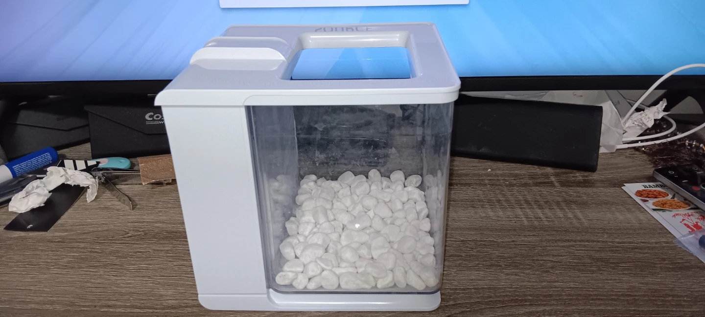 EZ Marina Desktop Aquarium good for shrimp or snails and plants. - photo 3