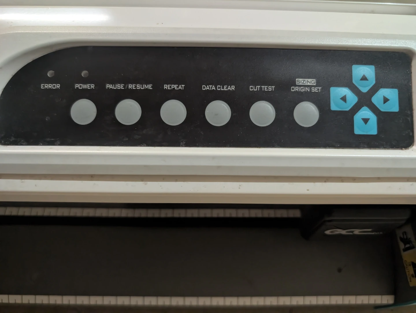 GCC AR-24 Vinyl Cutter Plotter - photo 2