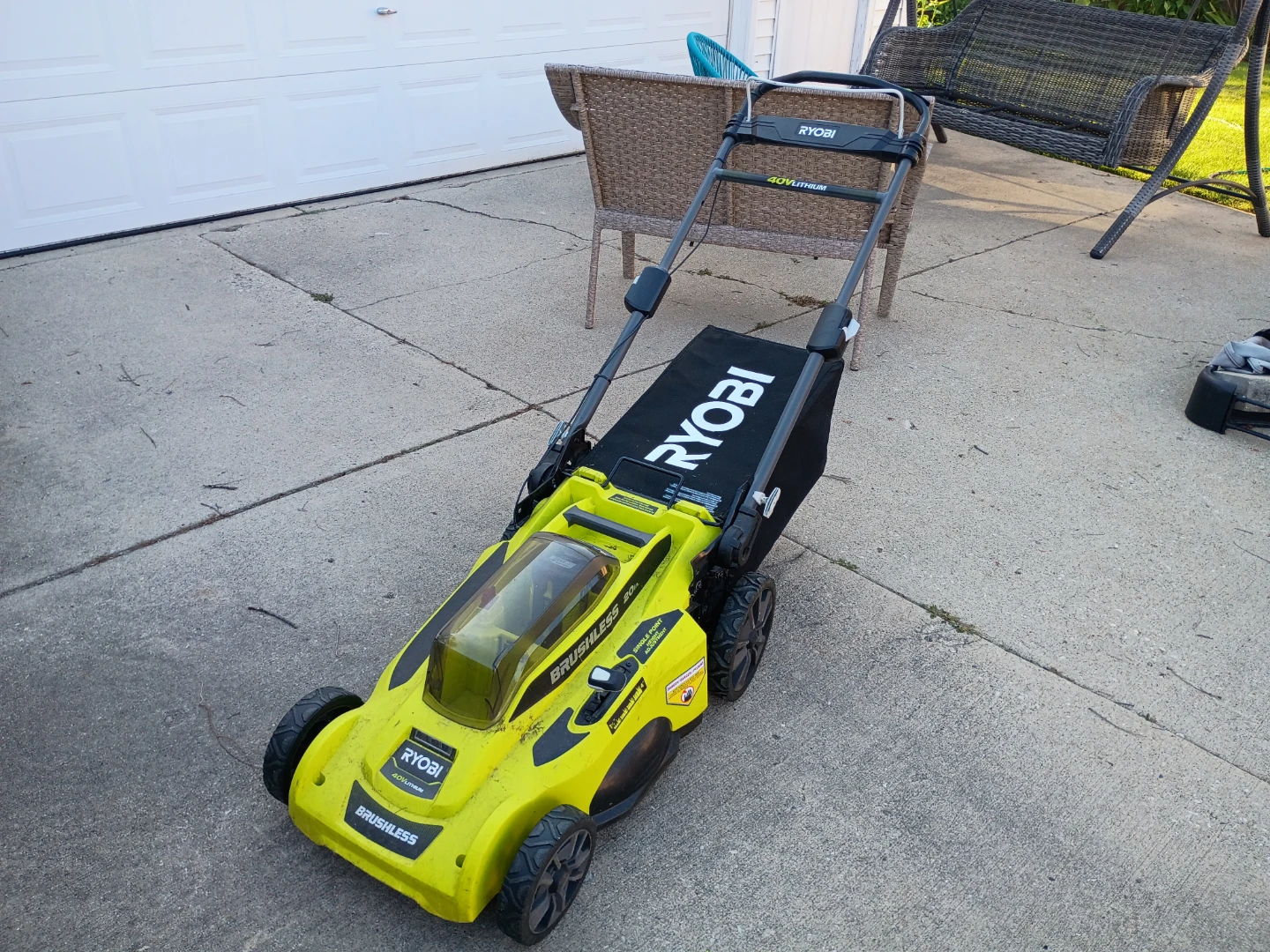 Ryobi 40V Brushless Electric Lawn Mower - photo 2
