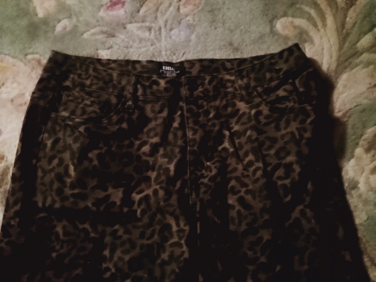 Brown Leapord print jorts - photo 2