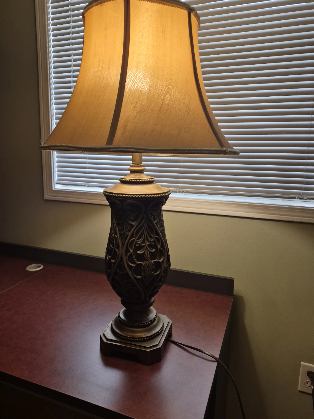 Decorative Table Lamp - photo 2