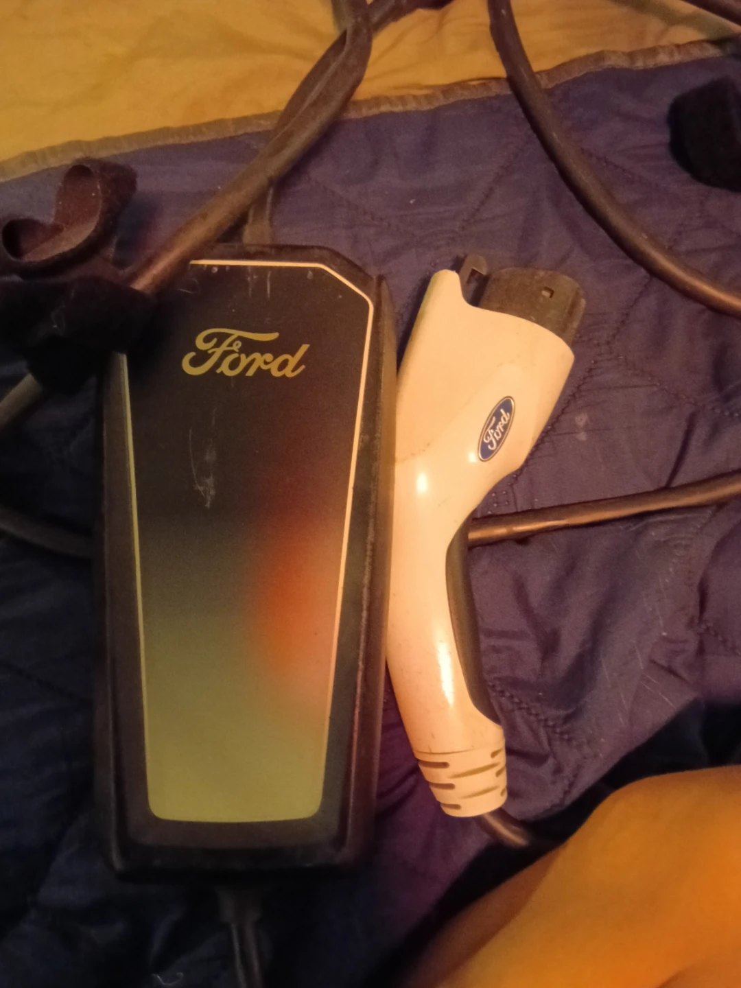 Ford Electric Vehicle Charging Cable - photo 2
