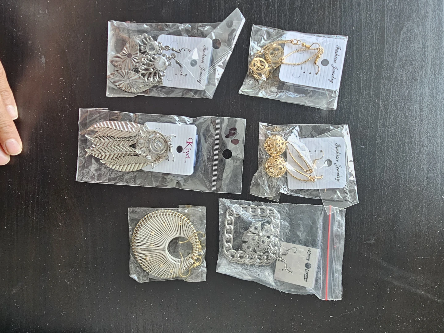 6 New Assorted Fashion earrings