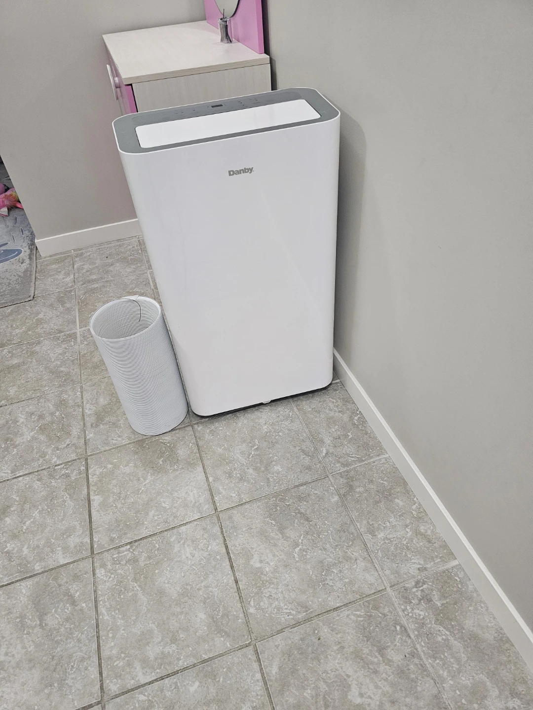 Danby Portable Air Conditioner - photo 2