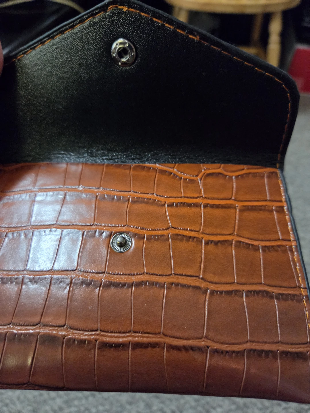 Brown Faux Croc Handbag with Matching Wallet - photo 2