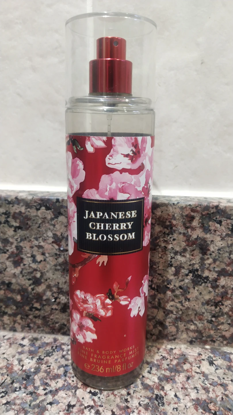 Bath & Body Works Japanese Cherry Blossom Fine Fragrance Mist