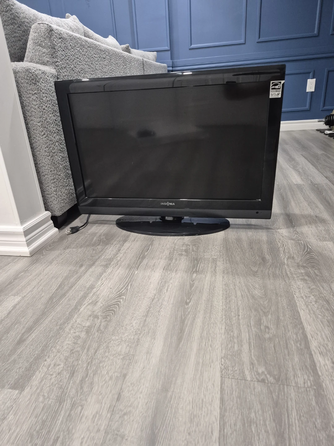 32 inch insignia tv