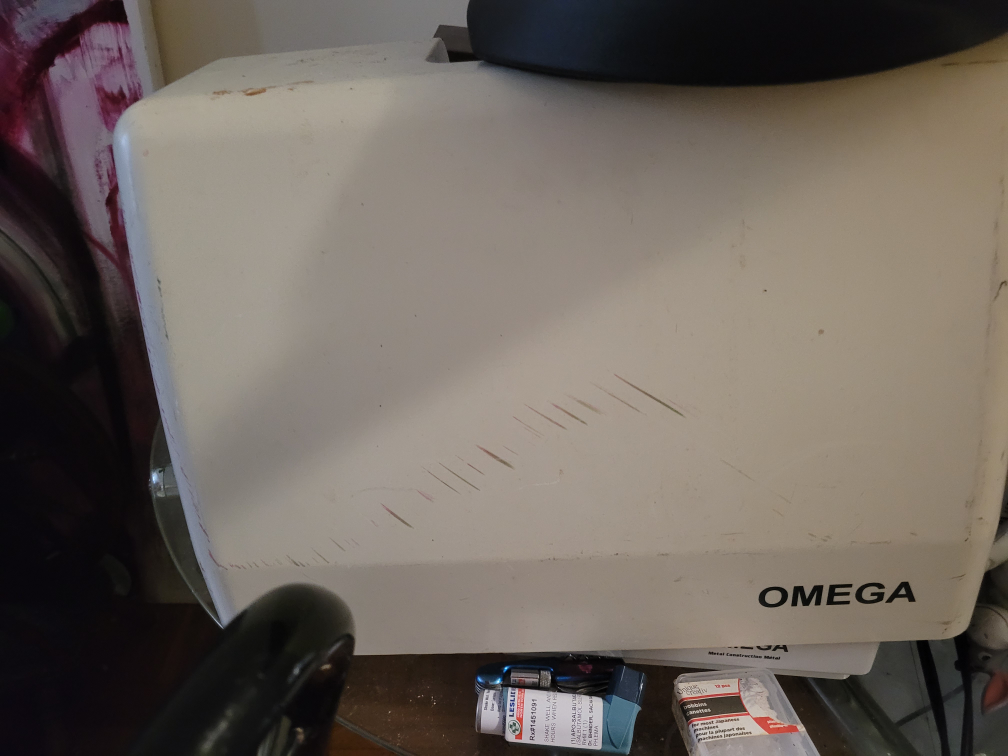 Omega Sewing Machine - photo 2