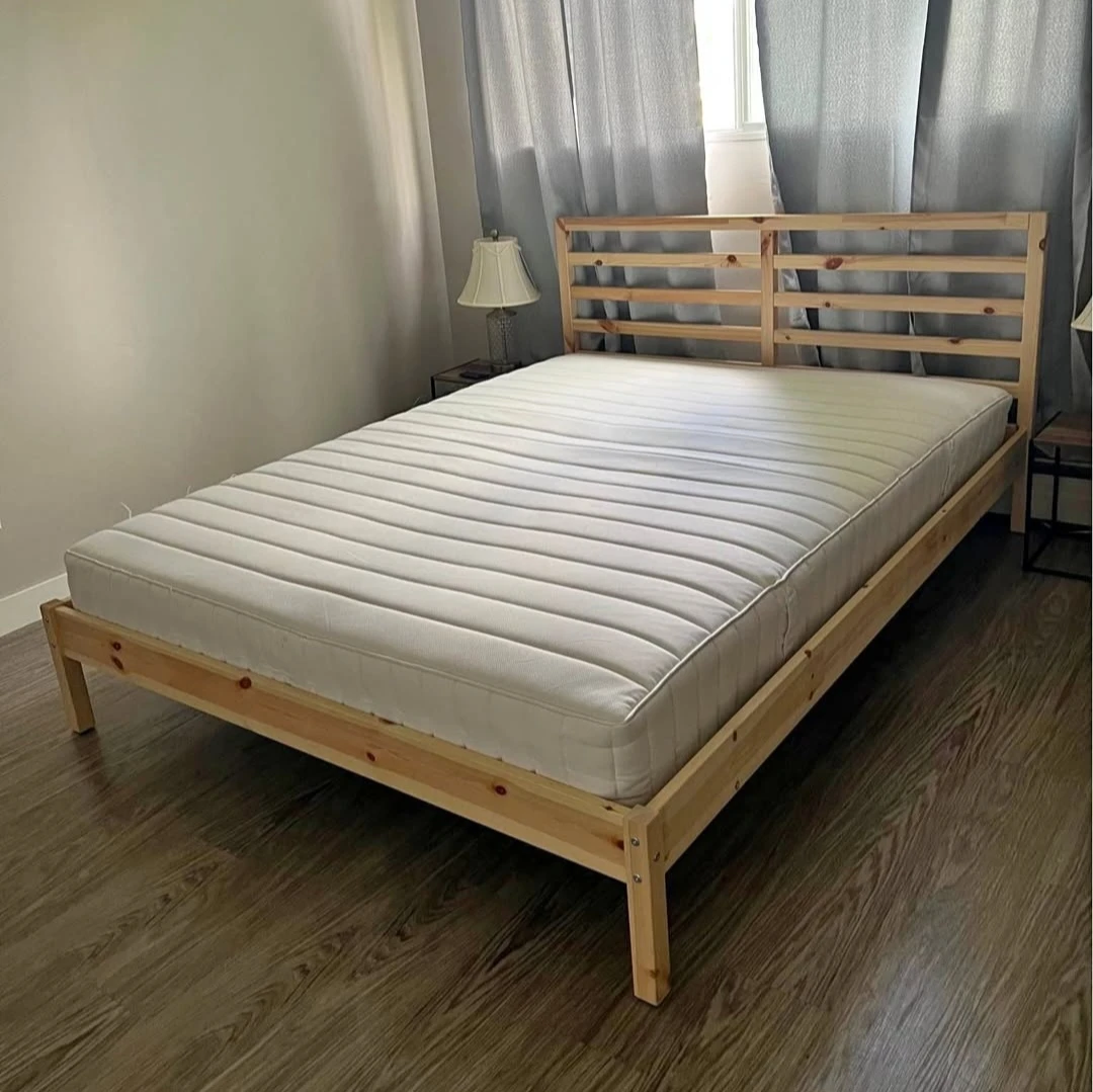 Bed & Mattress Double/Full Size