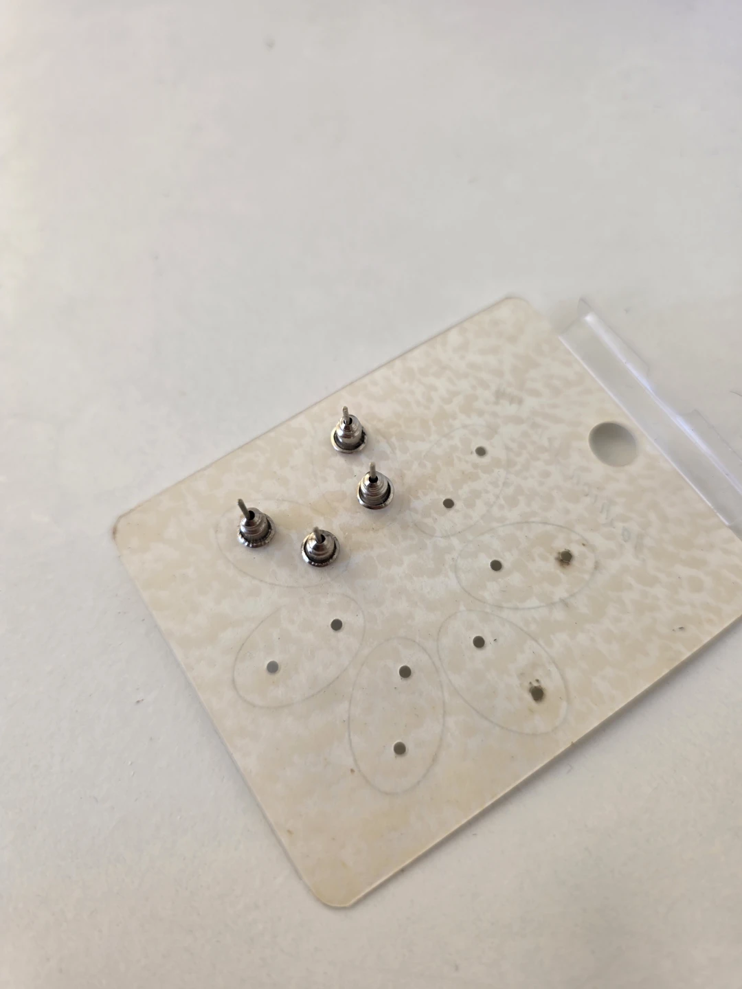 New stud earrings - photo 3