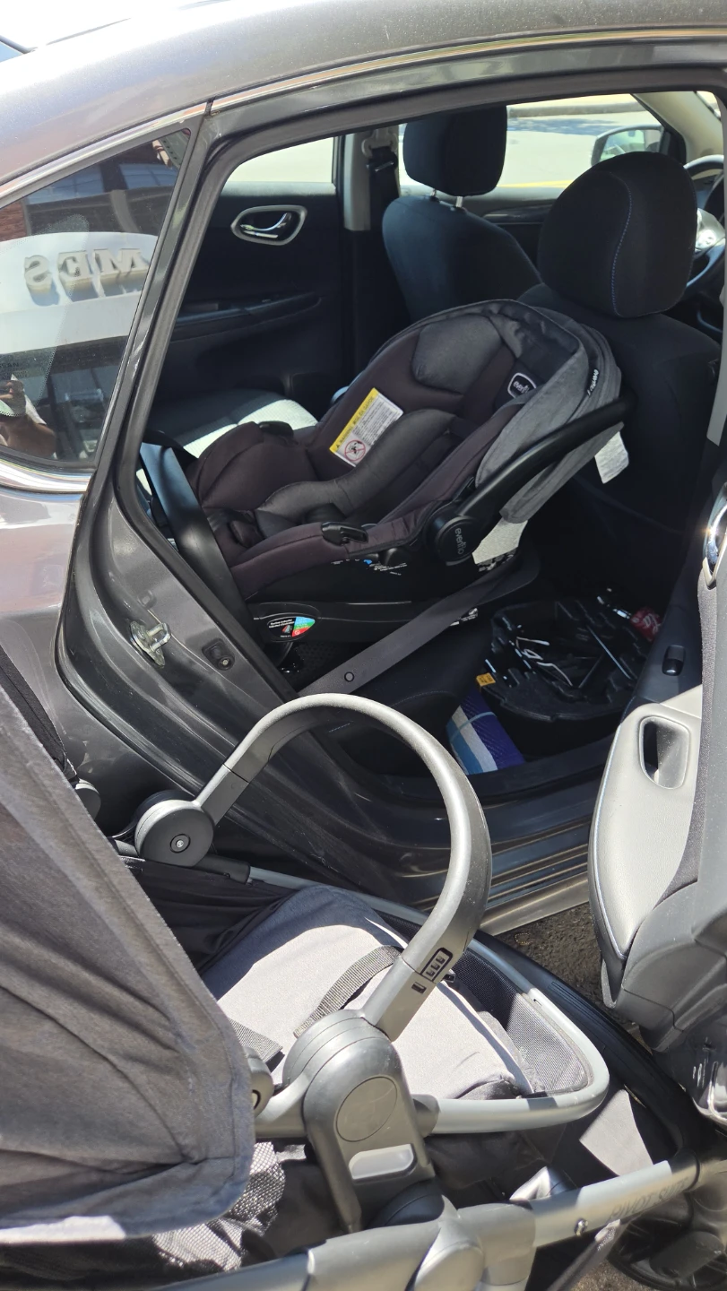 Evenflo Pivot Xpand Travel System - Charcoal - photo 3
