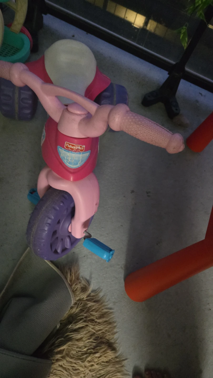 Fisher-Price Pink & Purple Toy Tricycle - photo 2