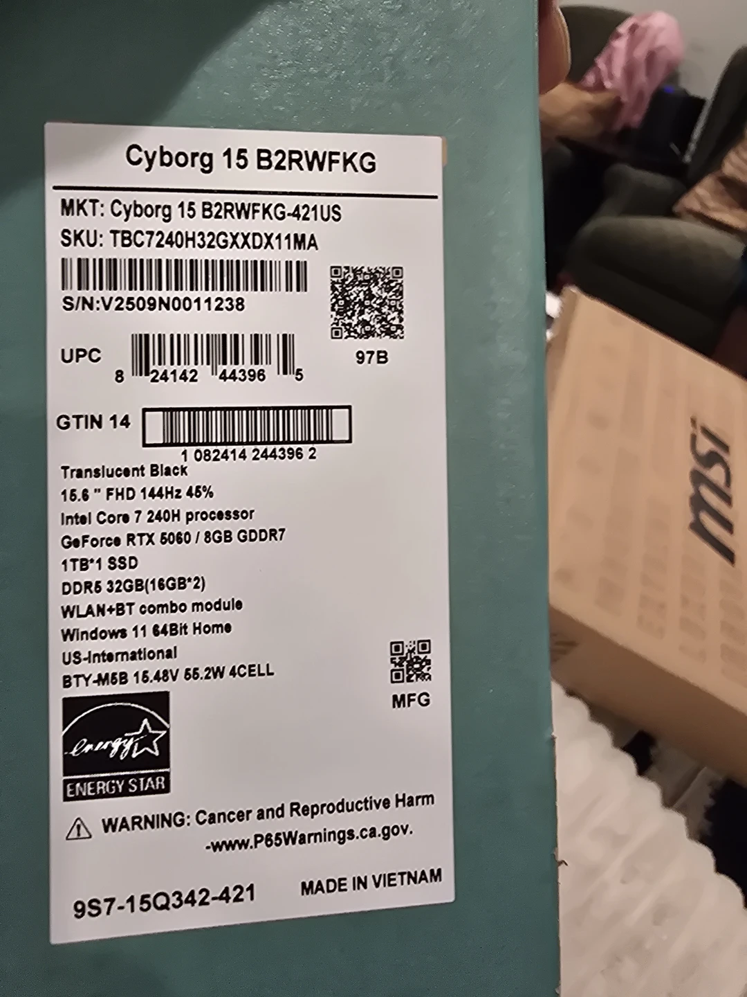 MSI Cyborg 15 B2RFWKG Laptop - photo 3