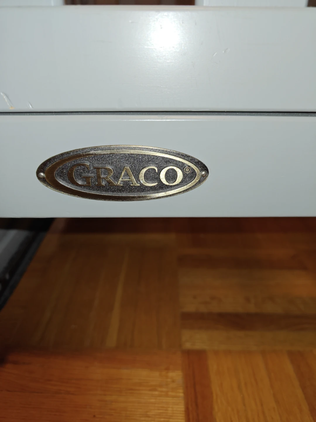 Graco Crib moving sale - photo 3