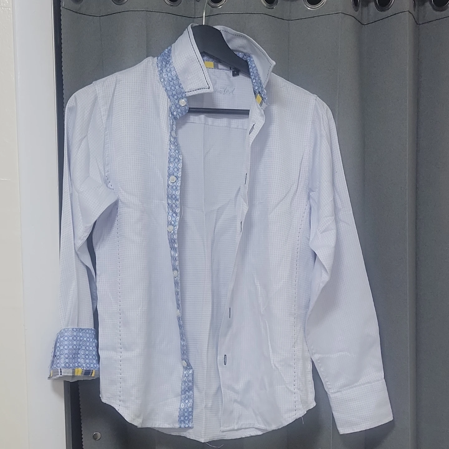 199 Unlimited Button-Up Shirt - Size S