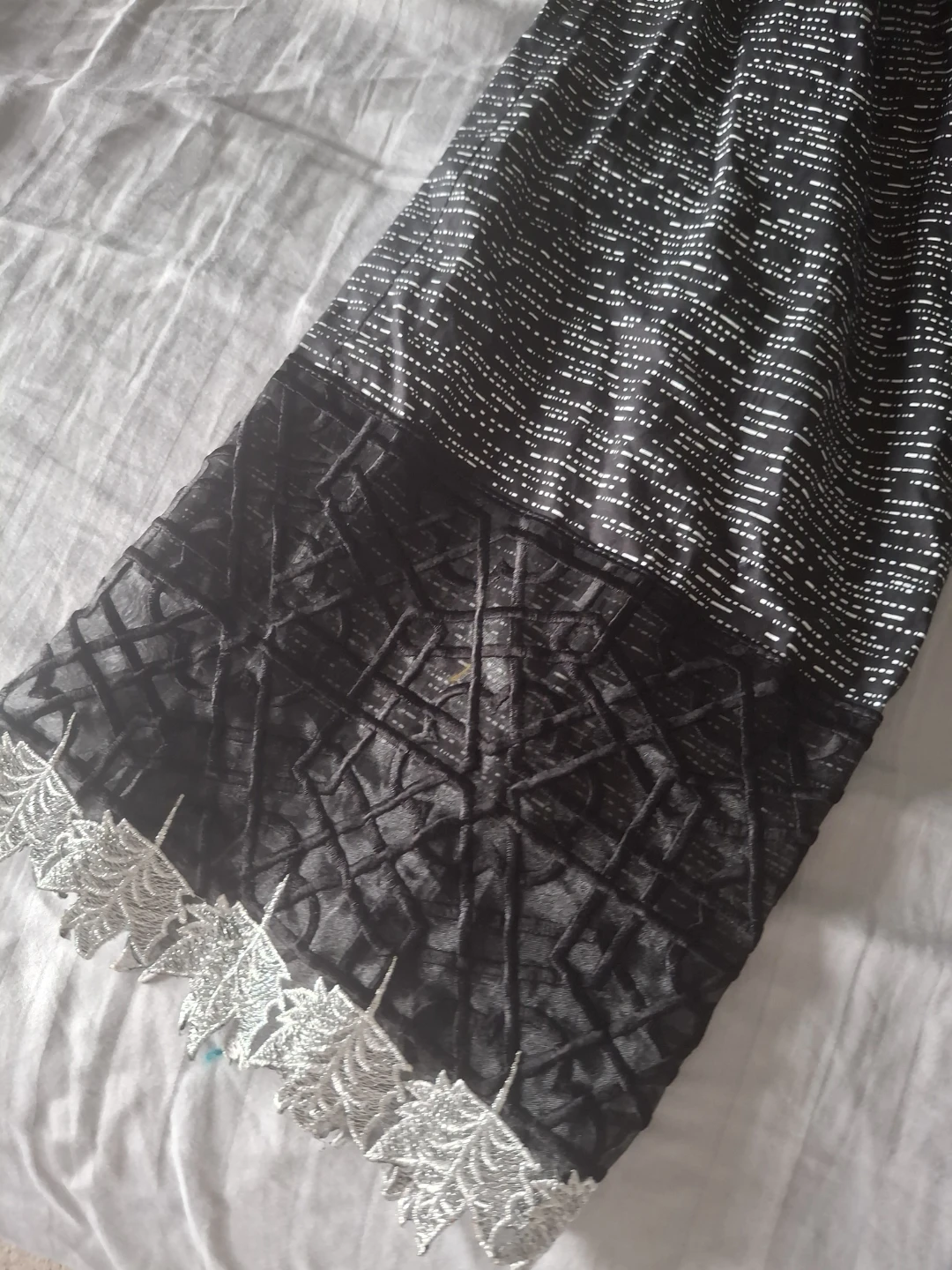 Pakistani Embroidered Shalwar/Kameez Trousers – Black - photo 2