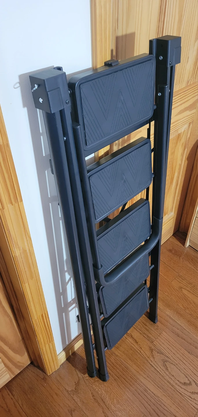 NEW Black 5-Step Folding Step Ladder - photo 2