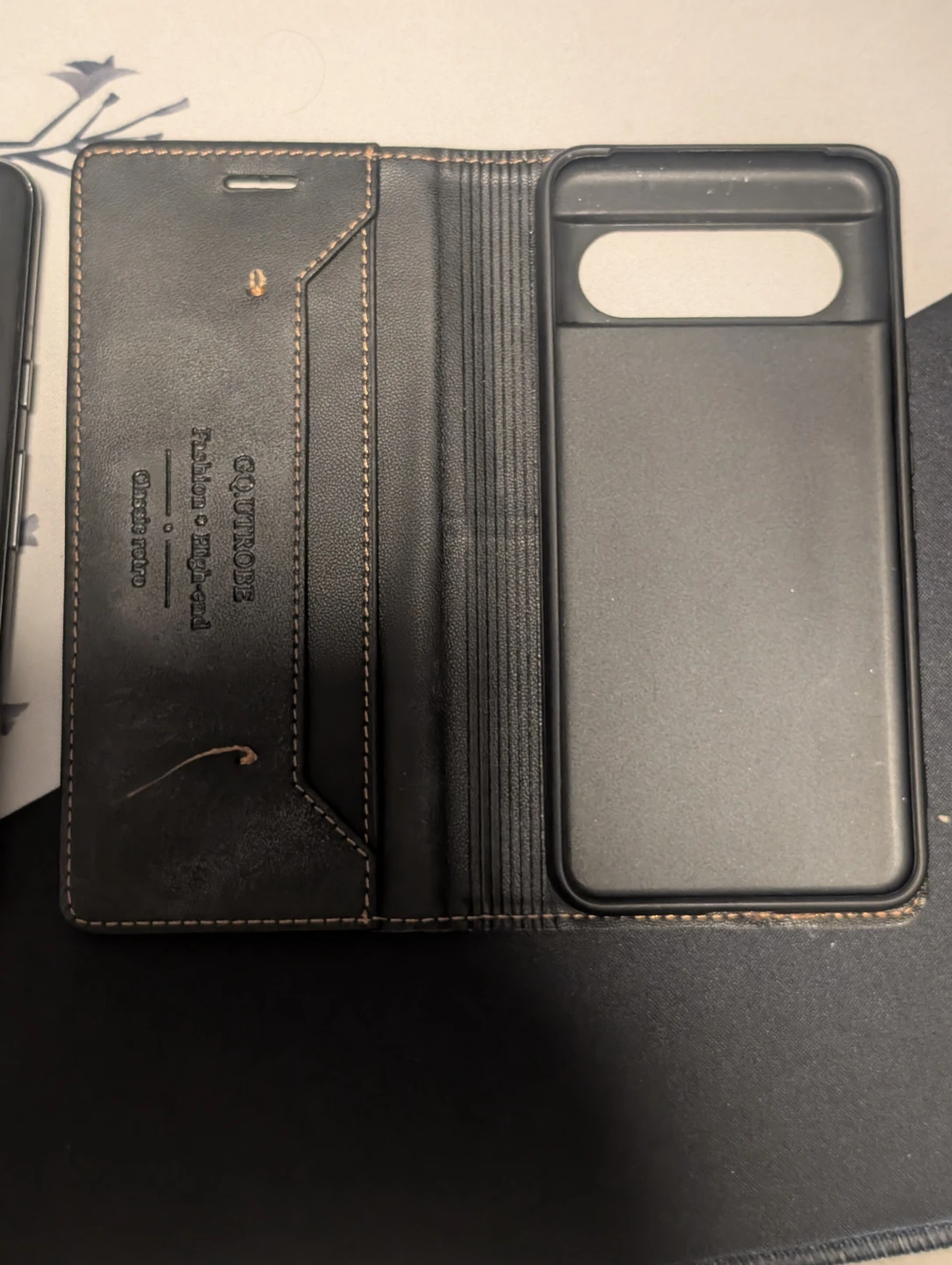 Google Pixel 8 with case | Open to Offers - photo 4