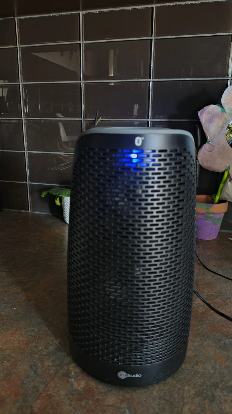 In Studio Bluetooth Speaker - photo 2