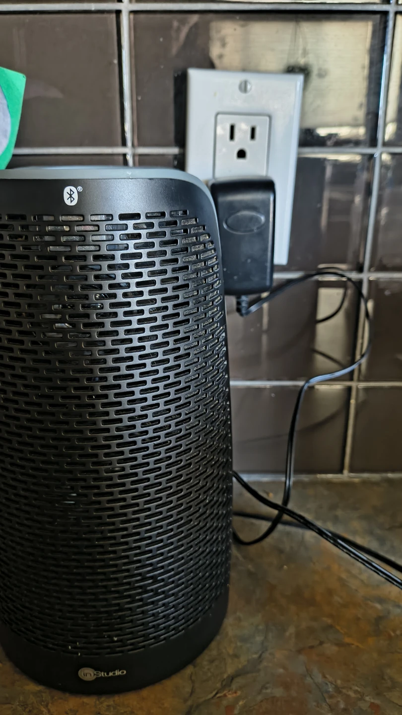 In Studio Bluetooth Speaker - photo 5