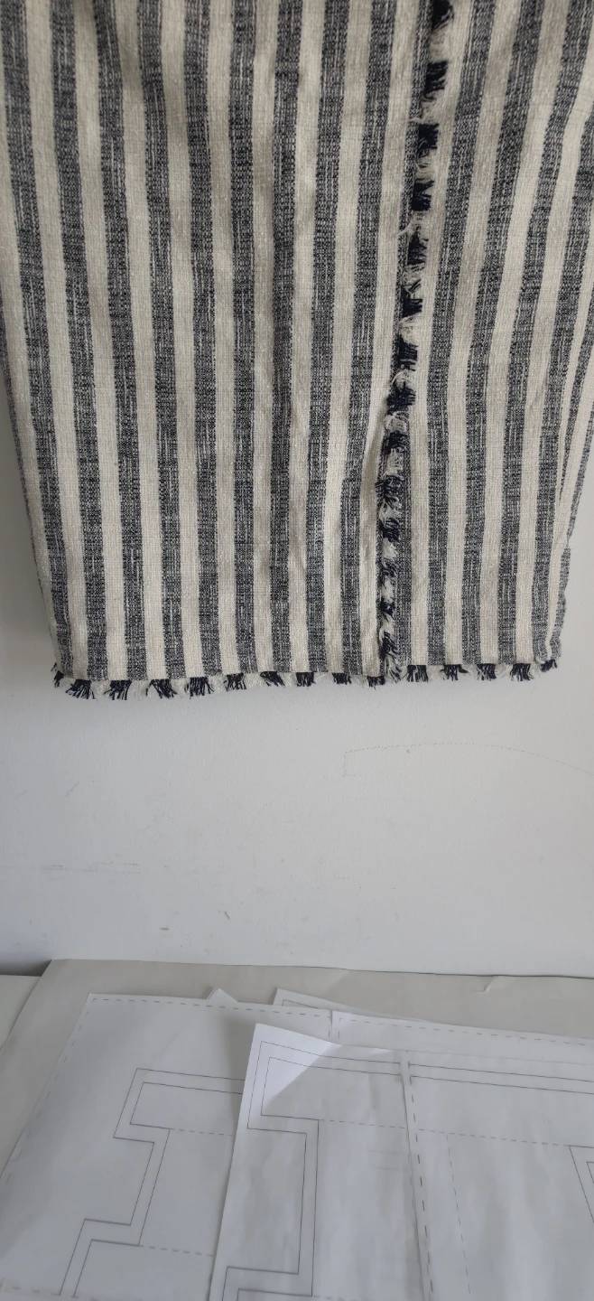 Banana Republic Striped Pencil Skirt Size 4 - photo 2