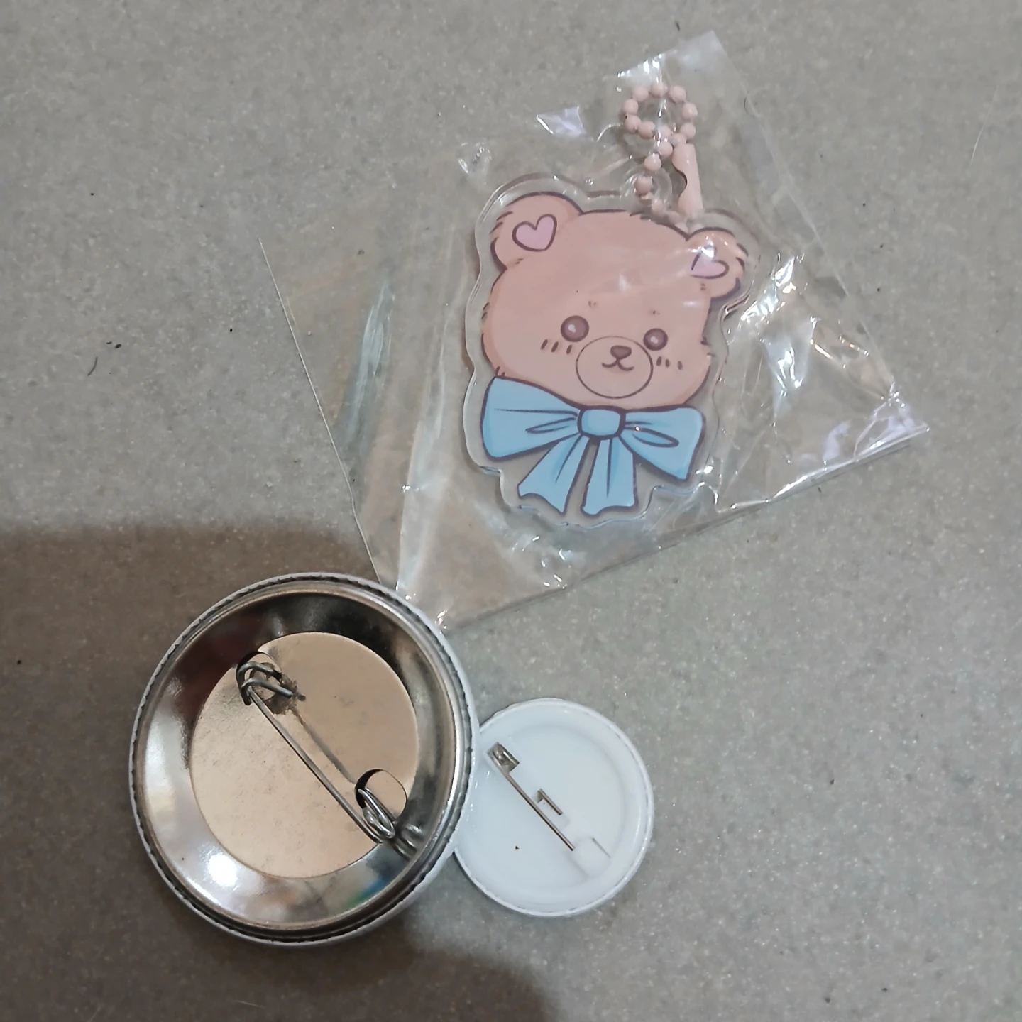 Cute Bear Keychain and Button Pins Set - photo 2