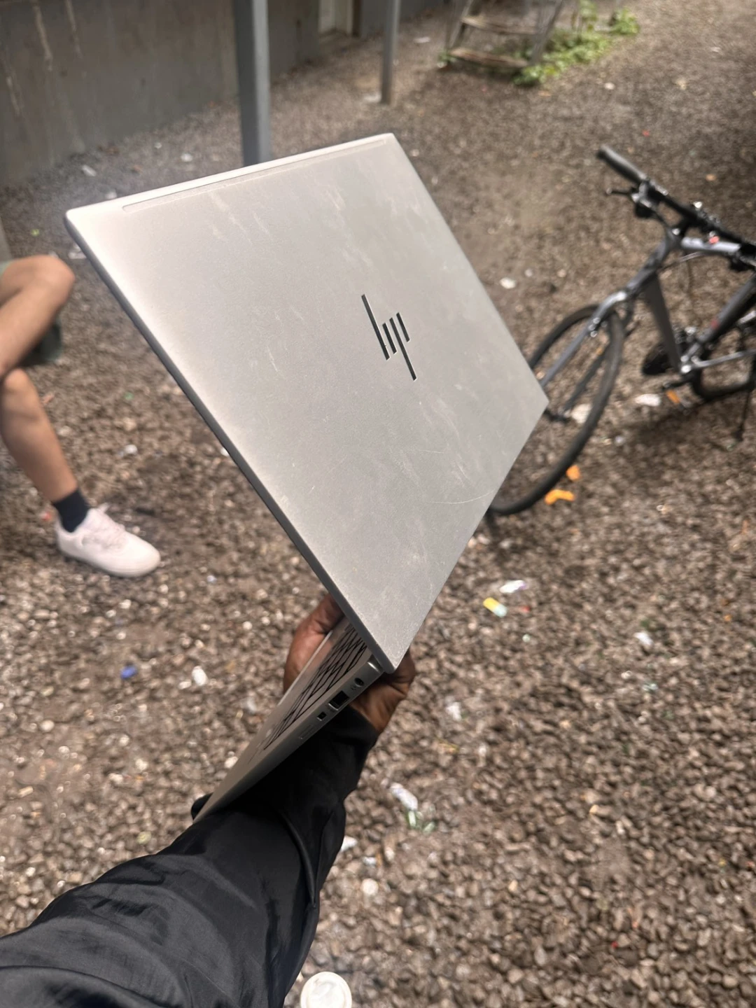 HP EliteBook 830 G10 Laptop - photo 4