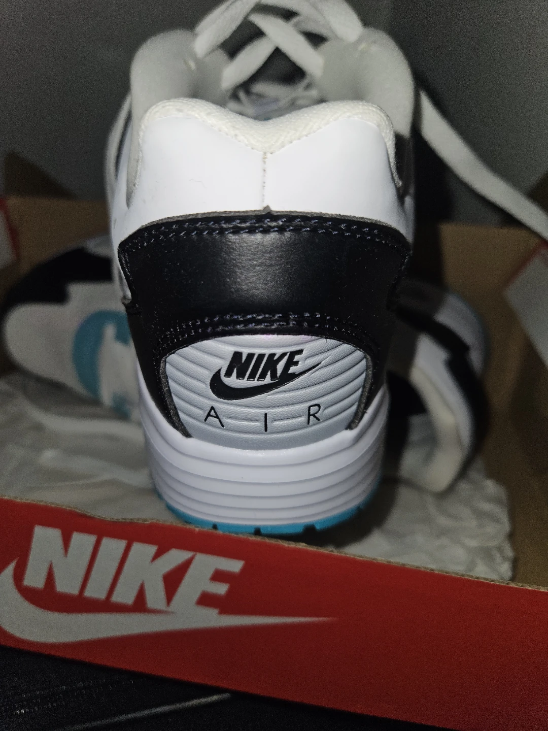 Nike Air Max Sneakers - photo 4