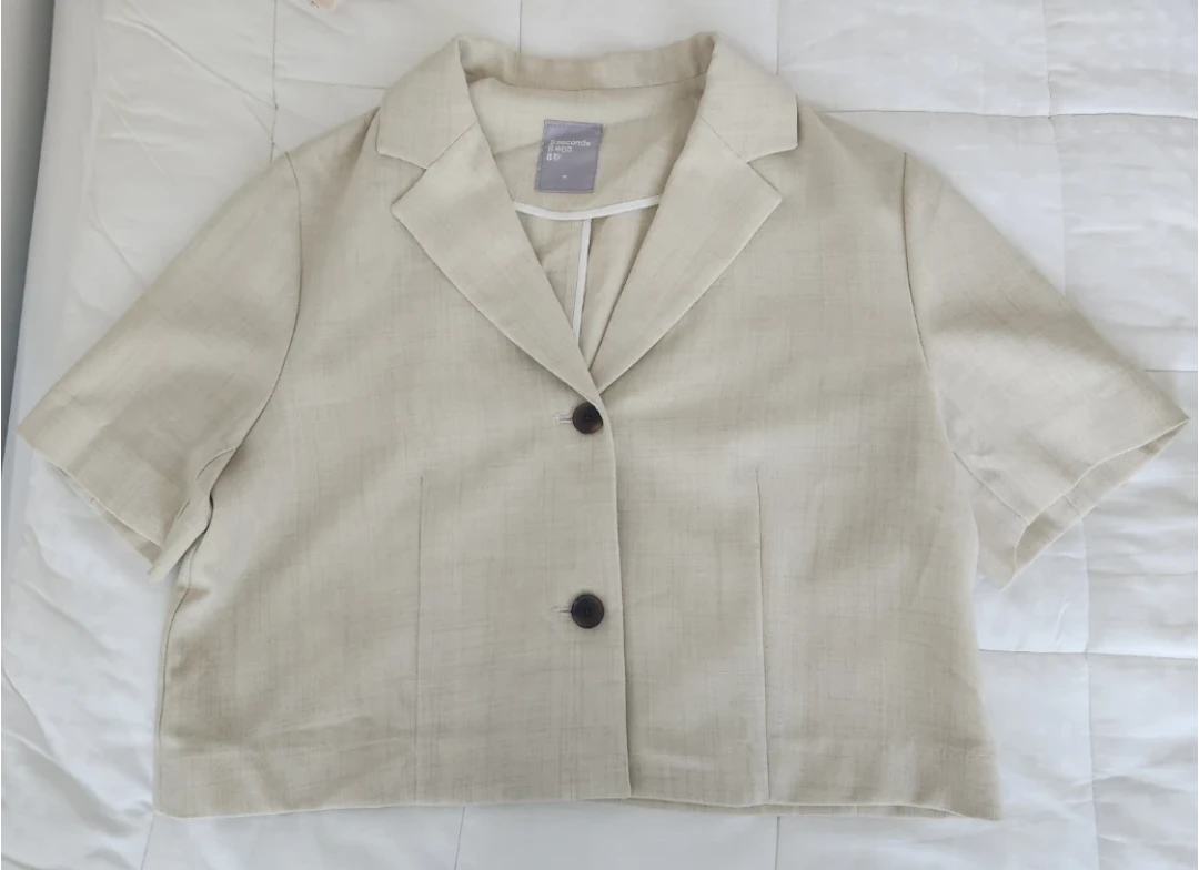 Cropped Blazer & Shorts Set Beige - photo 3