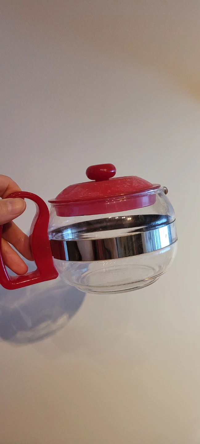 Glass Teapot with Red Lid (scratched lid)