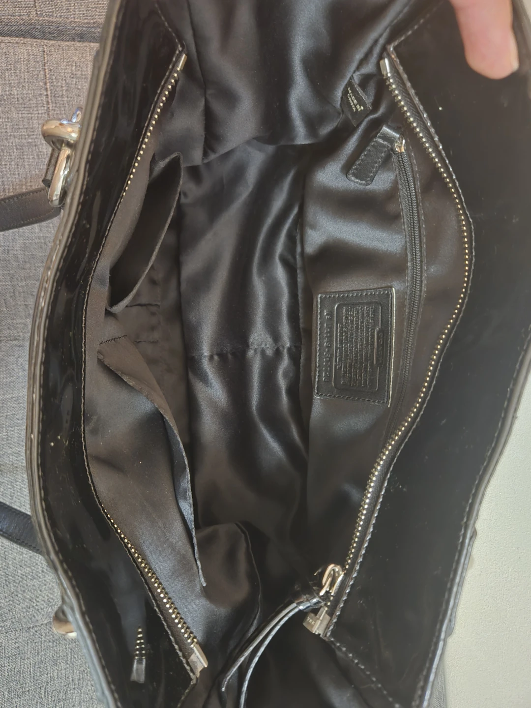Coach Black Patent Leather Tote Bag - photo 5
