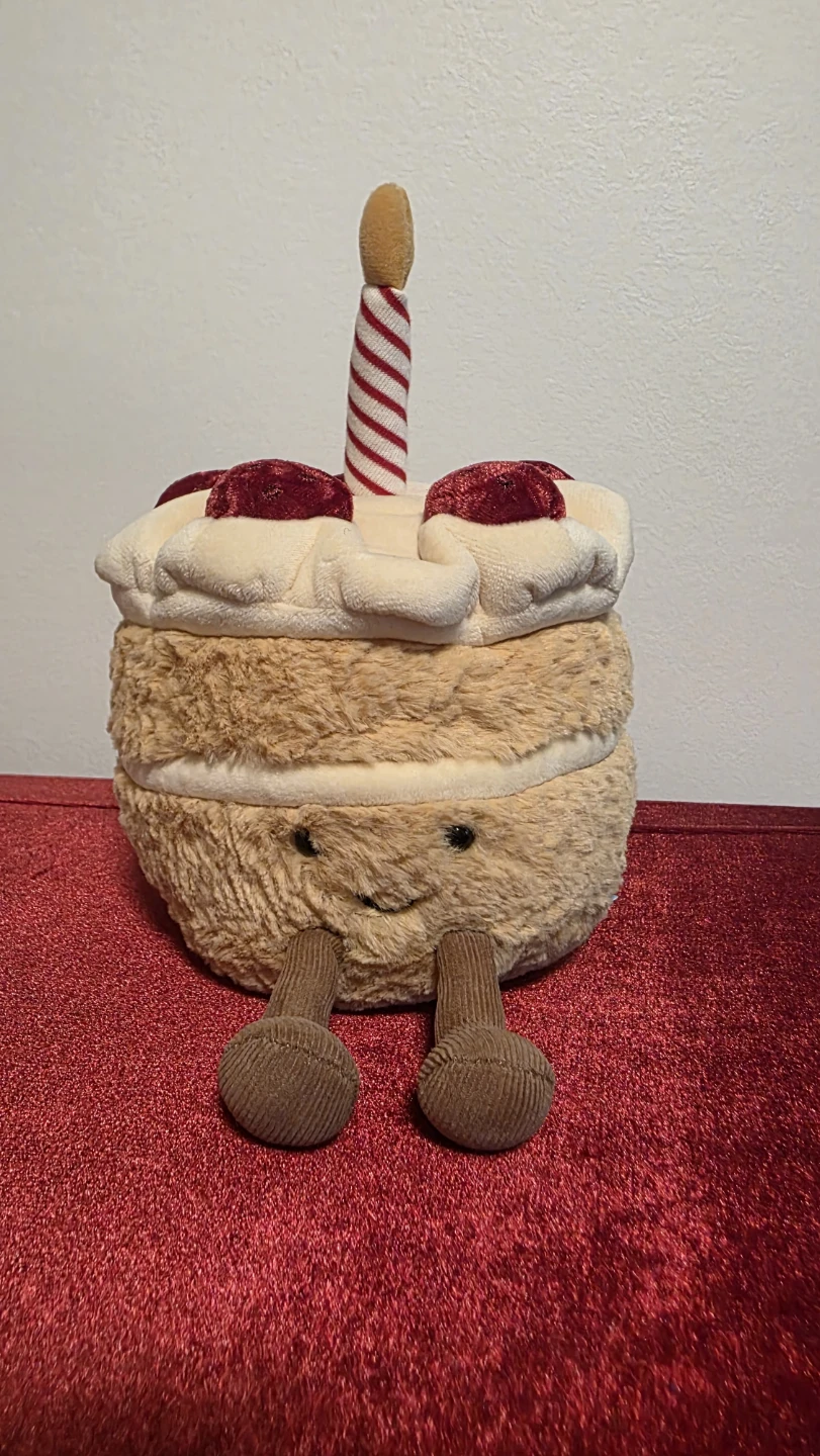 Jellycat Amuseables Birthday Cake BNWT