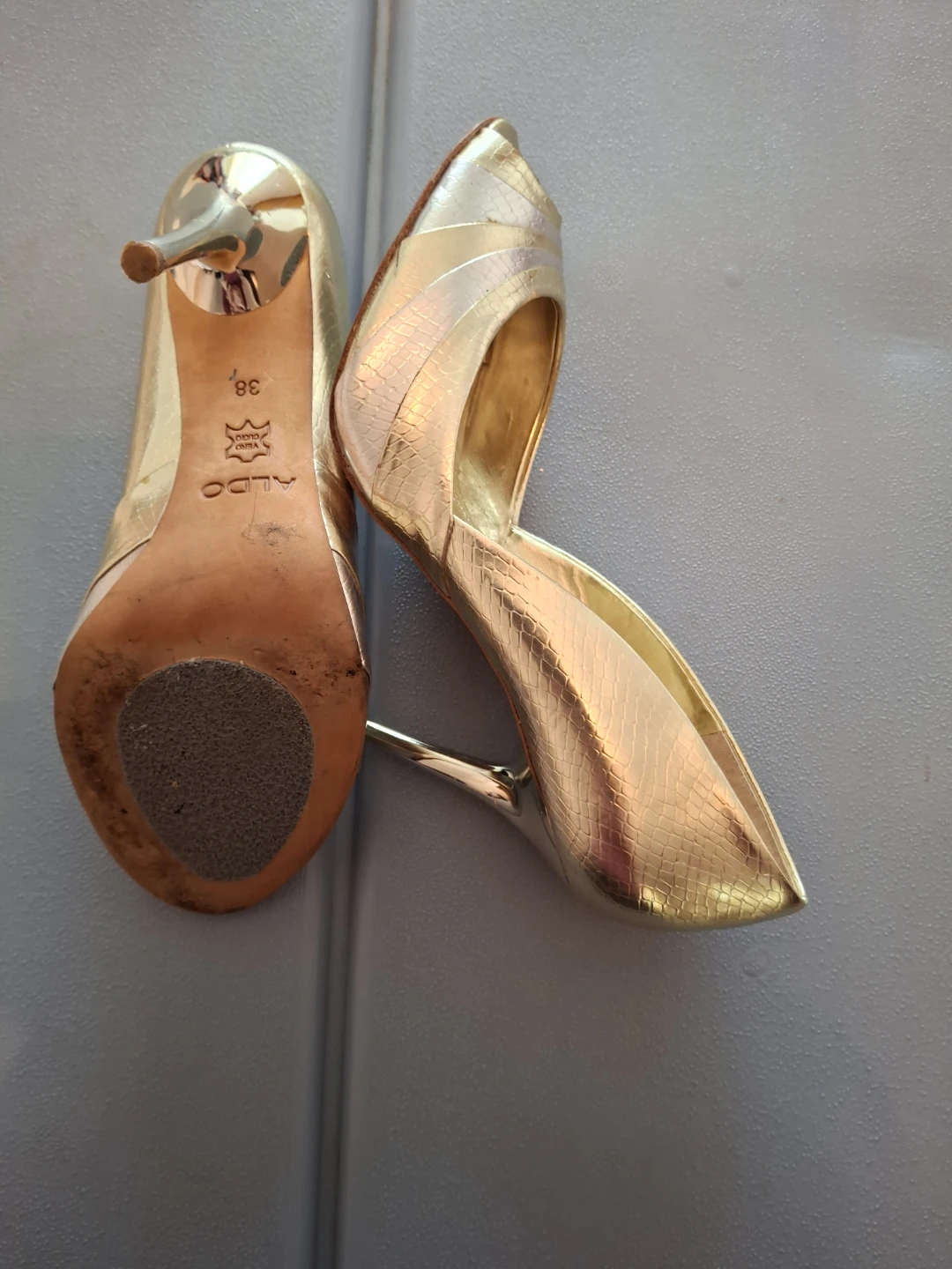 ALDO Gold Peep-Toe Heels Size 38 - photo 4