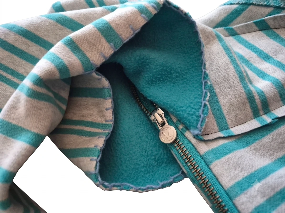 1-of-a-Kind Upcycled Lululemon Scuba Slouchy Hobo Bag - photo 3