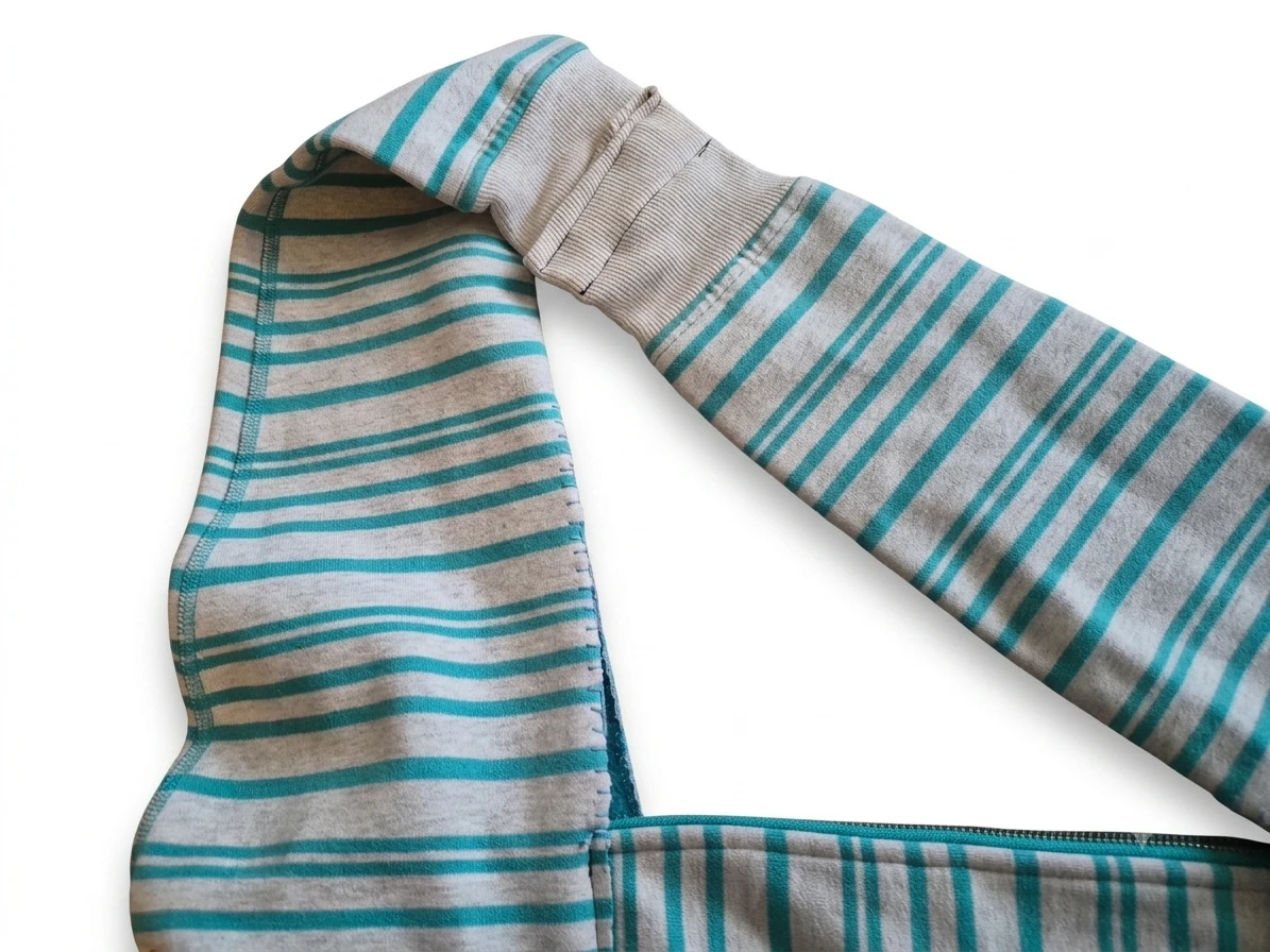 1-of-a-Kind Upcycled Lululemon Scuba Slouchy Hobo Bag - photo 4